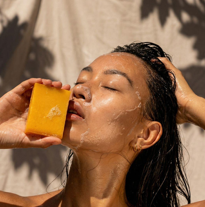🌟 Kojic Acid Dark Spot Remover Soap Bars – Brightening Miracle 🌟 Vitamin C 🍋 + Retinol ✨ + Collagen 💖 + Turmeric 🌿 Japanese Formula 🇯🇵 | Hyaluronic Acid 💧 | Shea Butter 🧈 & Olive Oil 🫒 3 Pack
